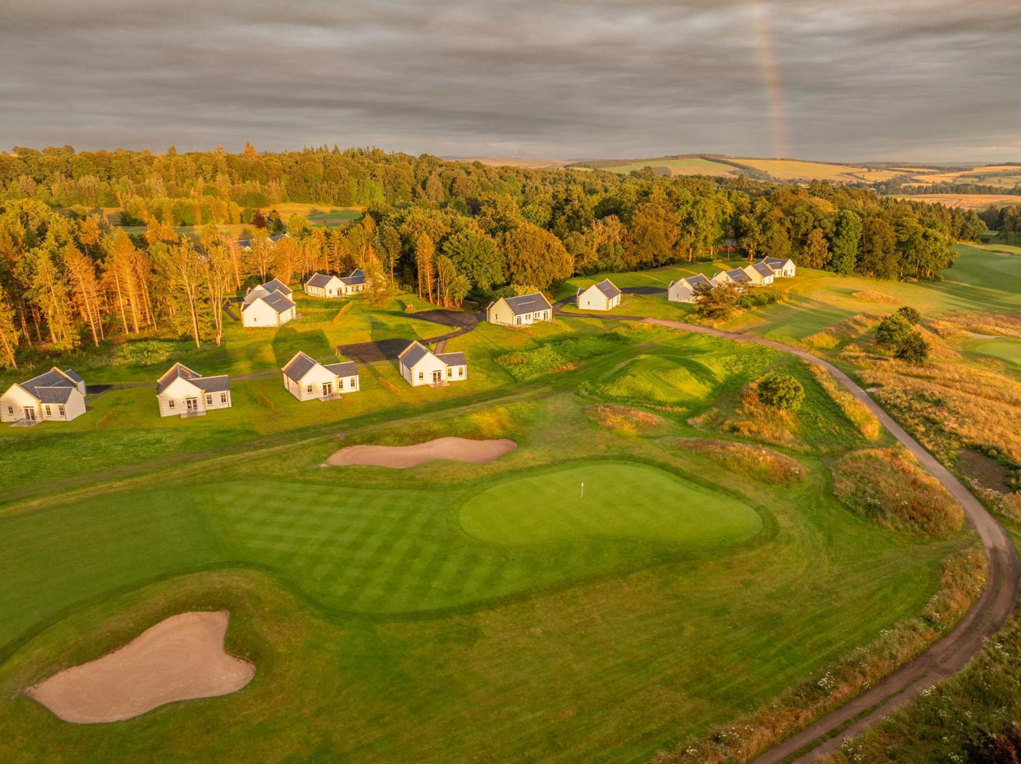 Schloss Roxburghe, Part Of Destination By Hyatt Екстер'єр фото Golf resort in Estonia