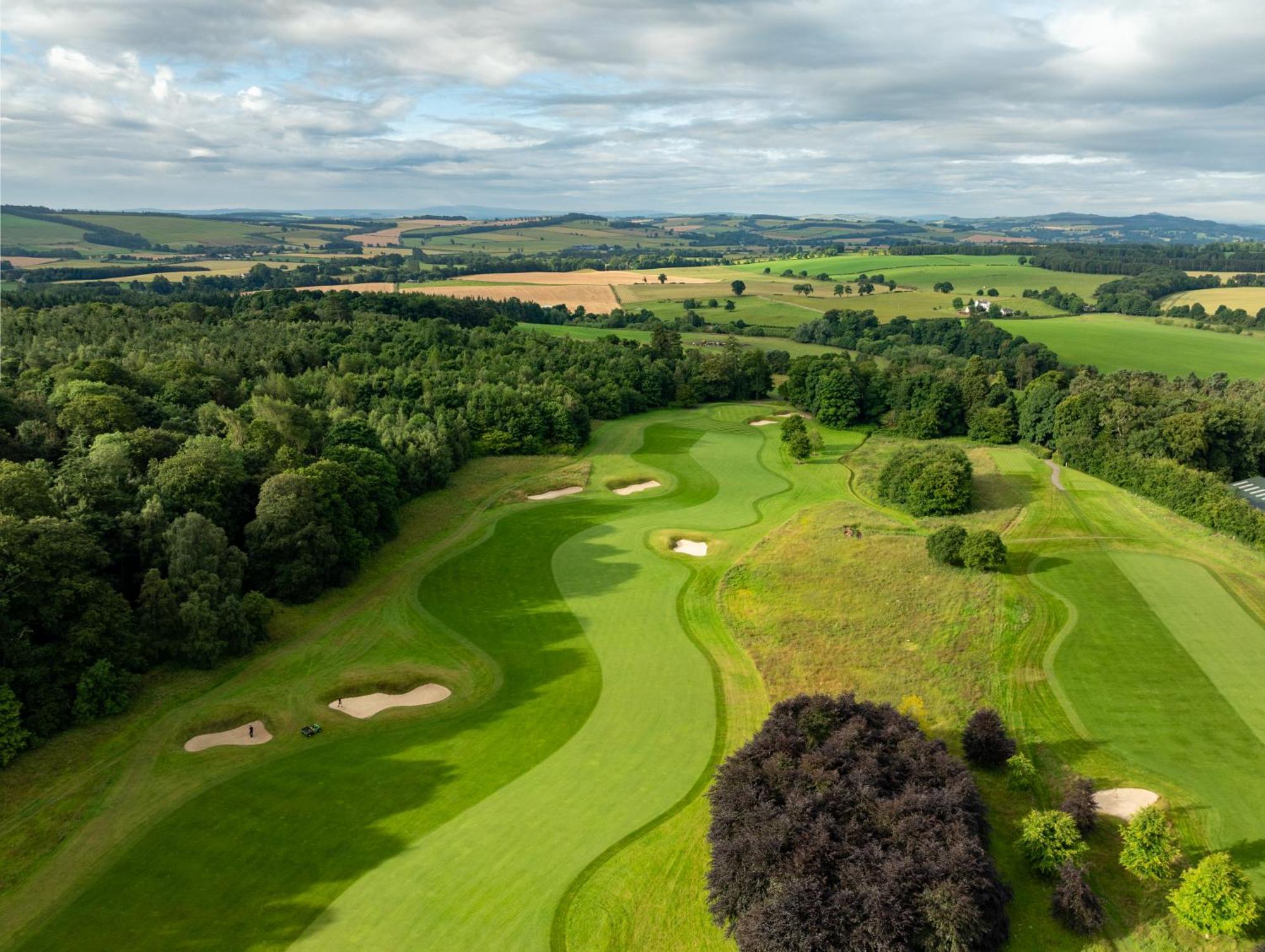 Schloss Roxburghe, Part Of Destination By Hyatt Екстер'єр фото The 18th hole at the 2019 Women's Open