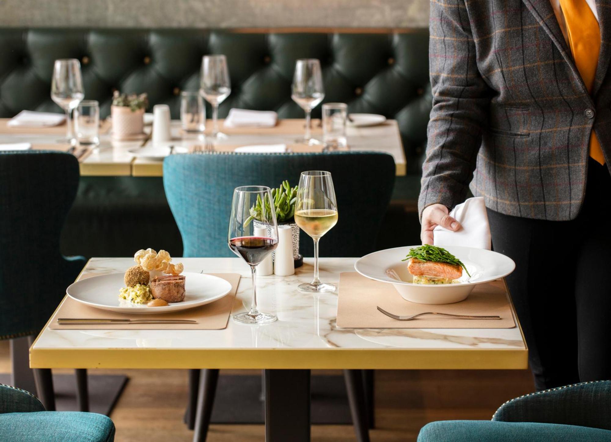 Schloss Roxburghe, Part Of Destination By Hyatt Екстер'єр фото A server clearing a table