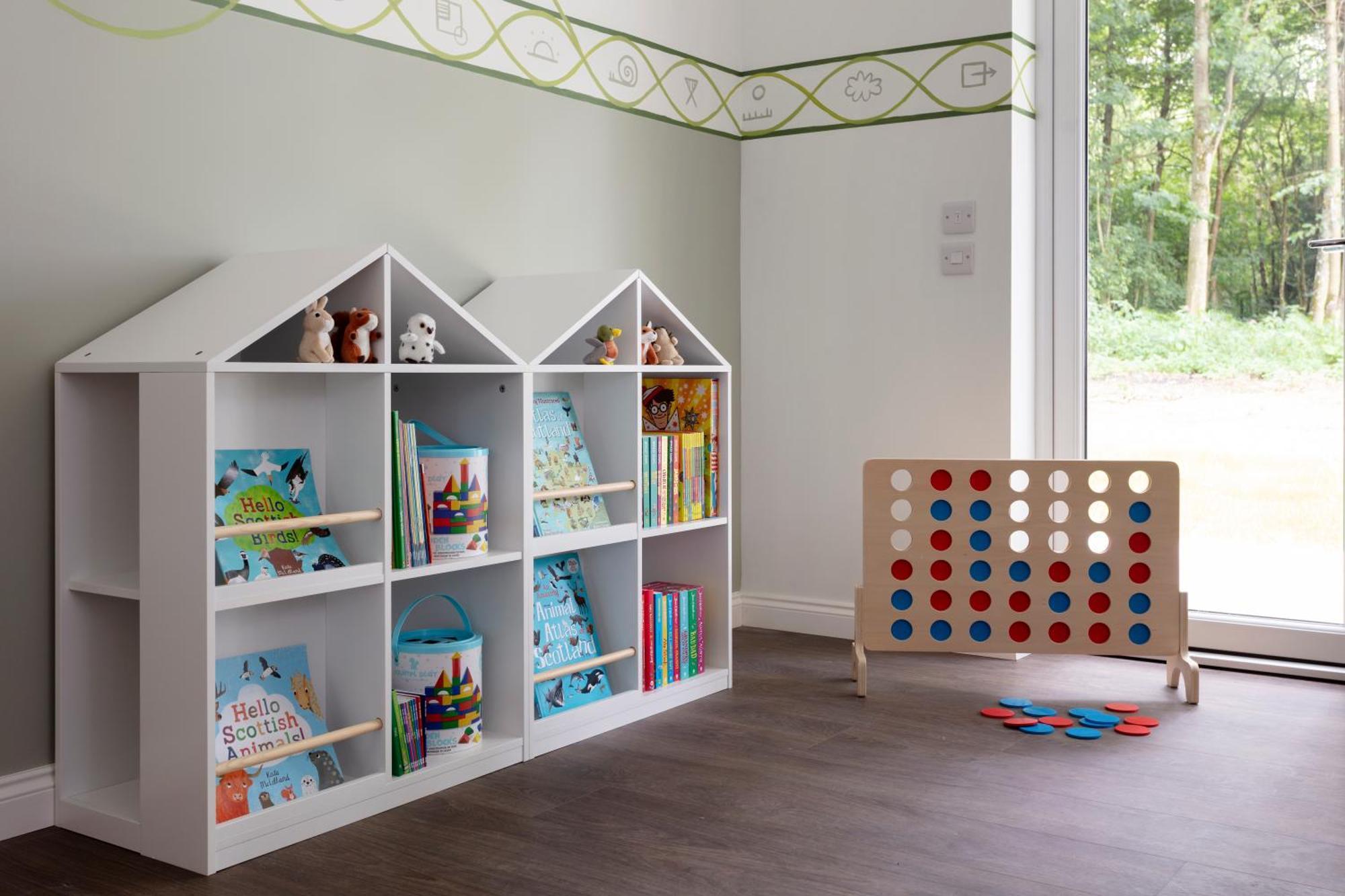 Schloss Roxburghe, Part Of Destination By Hyatt Екстер'єр фото A children's bookcase